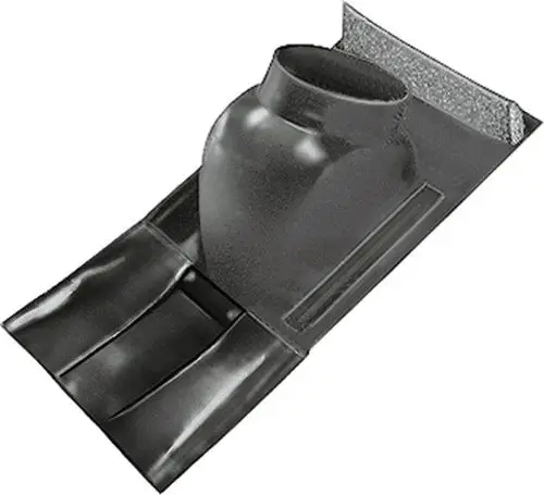 Schwarze Universalpfanne für Schrägdächer, verwendet in Dachinstallationen. Produkt von Wolf, geeignet für die sichere Abluftführung.